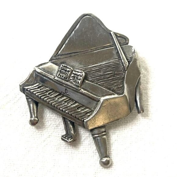 Seagull Pewter Canada Grand Piano Brooch Pin Musical Instrument 1990 - Picture 1 of 3